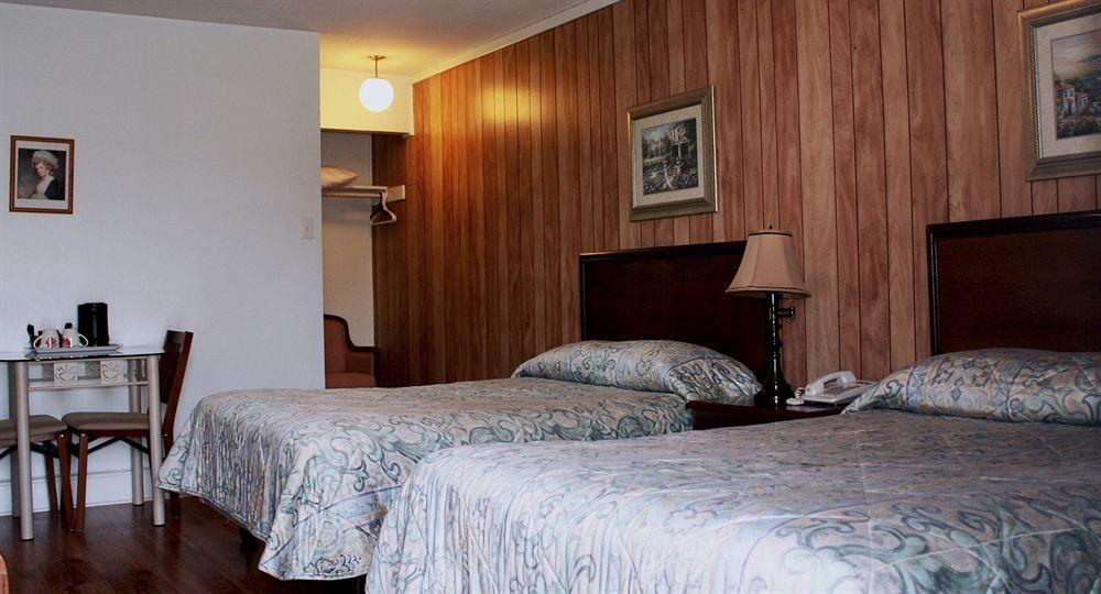 Lake City Motel Dartmouth Eksteriør billede