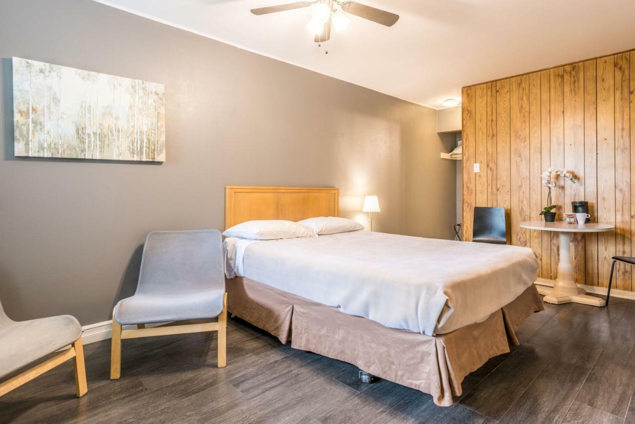 Lake City Motel Dartmouth Eksteriør billede